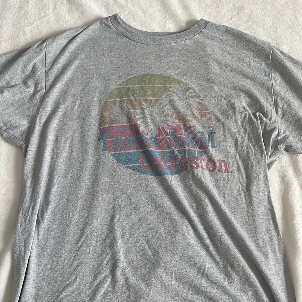 college tshirt